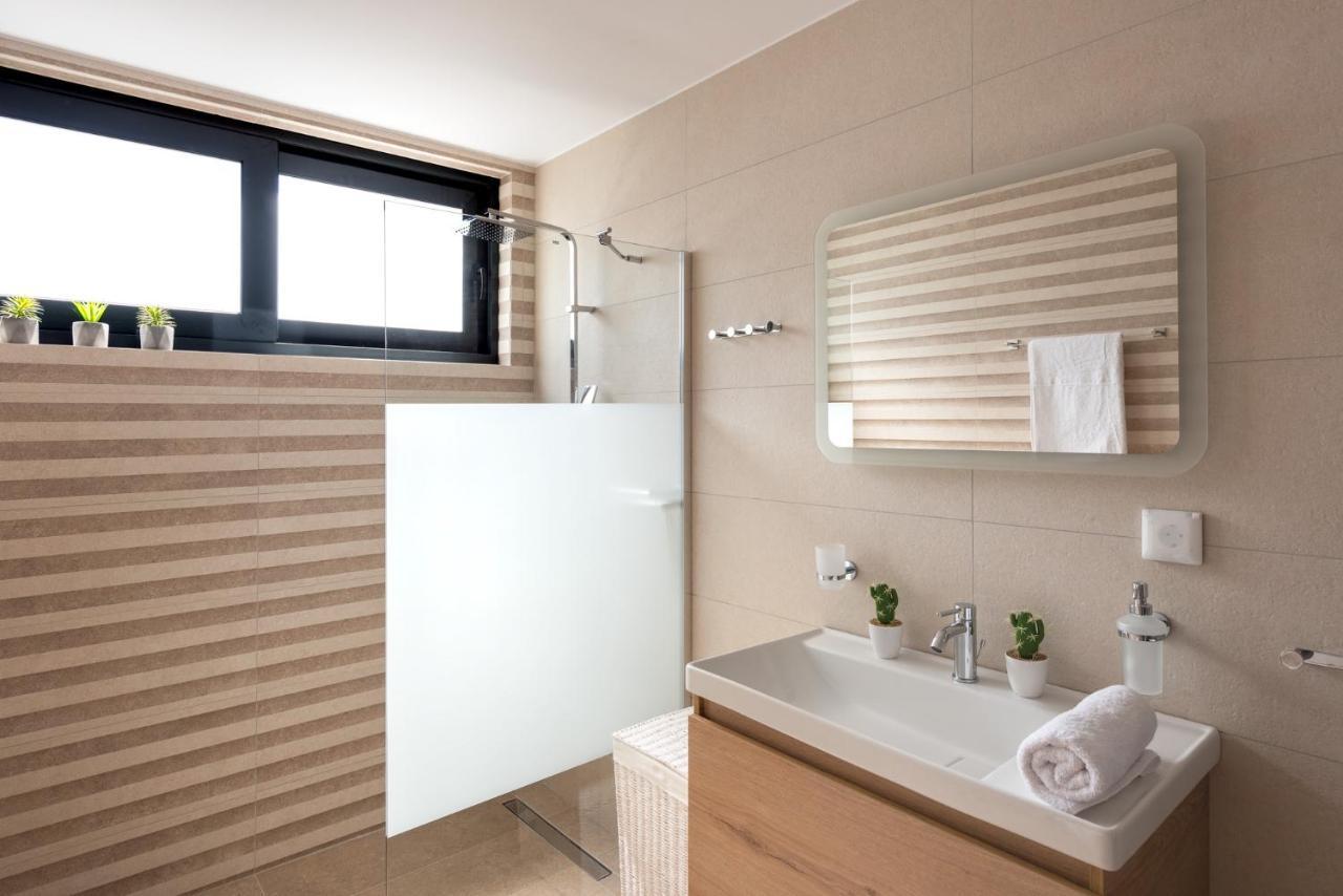 Aquarama Pool Apartments Ixia  Zewnętrze zdjęcie